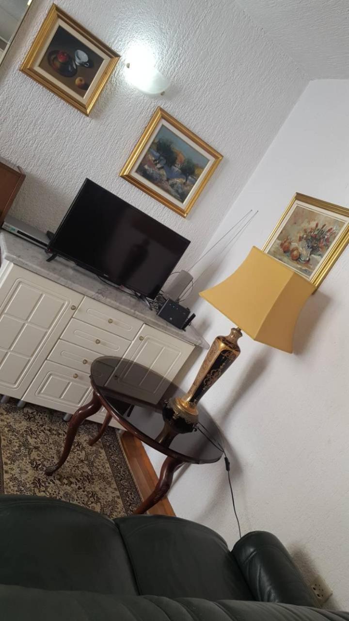 Apartment Sara Pirovac Dış mekan fotoğraf